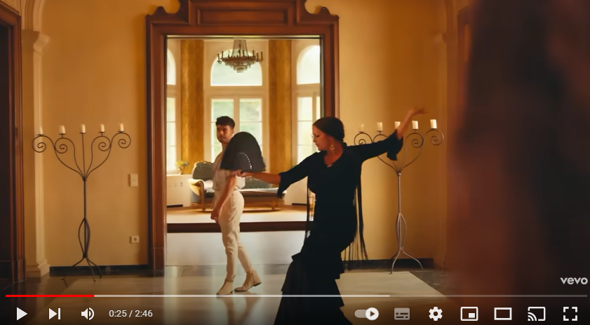 sara engels la cati Musikvideo